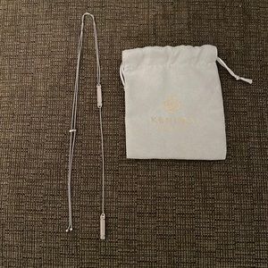Kendra Scott necklace